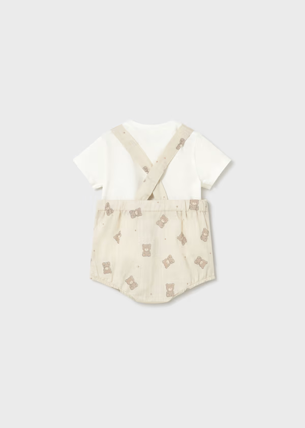 Completo salopette stampata e maglietta neonato