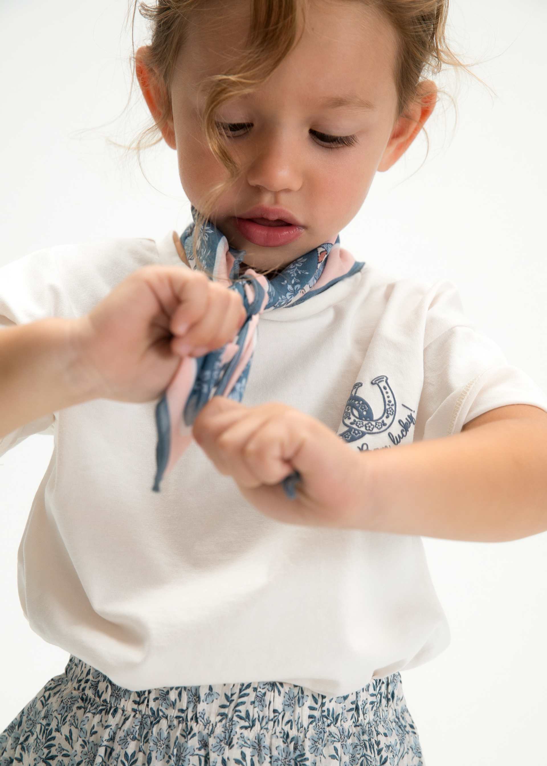 Maglietta con fazzoletto stampato bambina